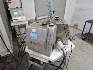 Huliot LJ 4